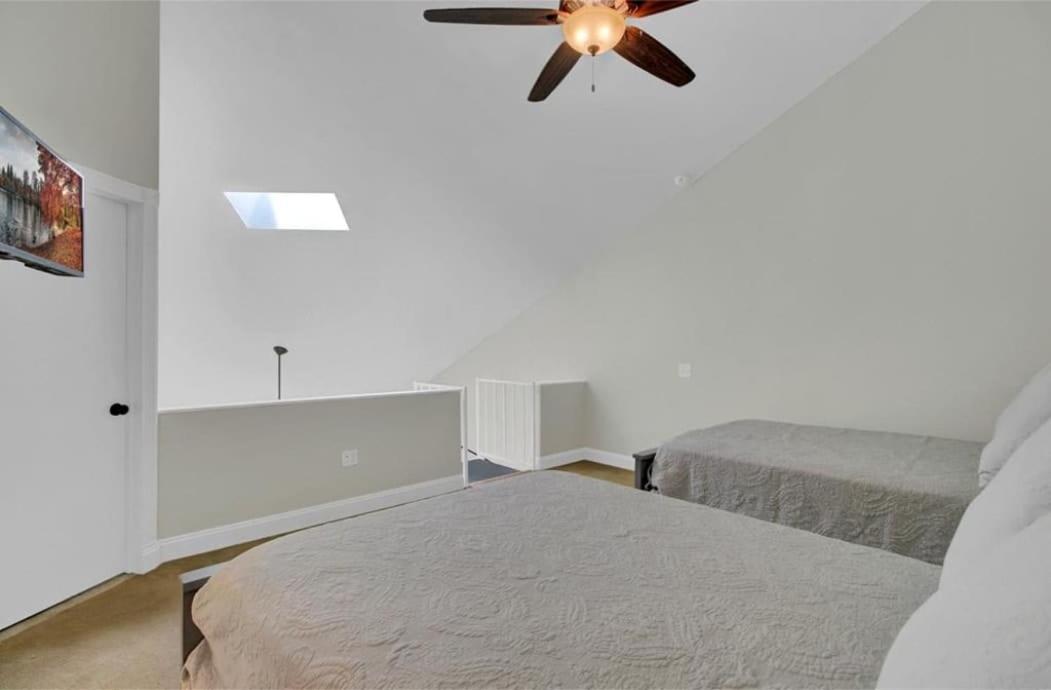 513 Seascape By Avantstay Oceanfront Home W Amazing Views Community Pool Access Isle of Palms Exterior photo