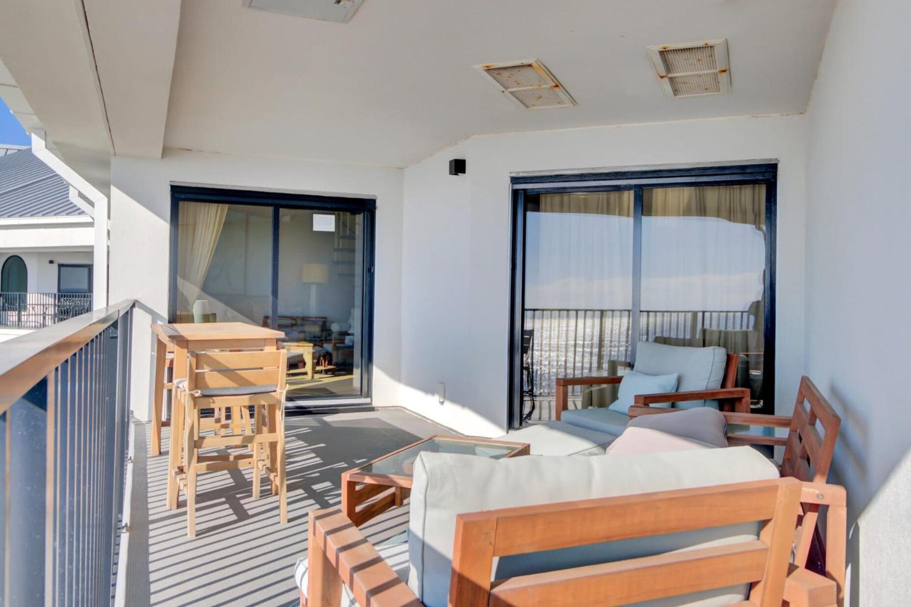 513 Seascape By Avantstay Oceanfront Home W Amazing Views Community Pool Access Isle of Palms Exterior photo