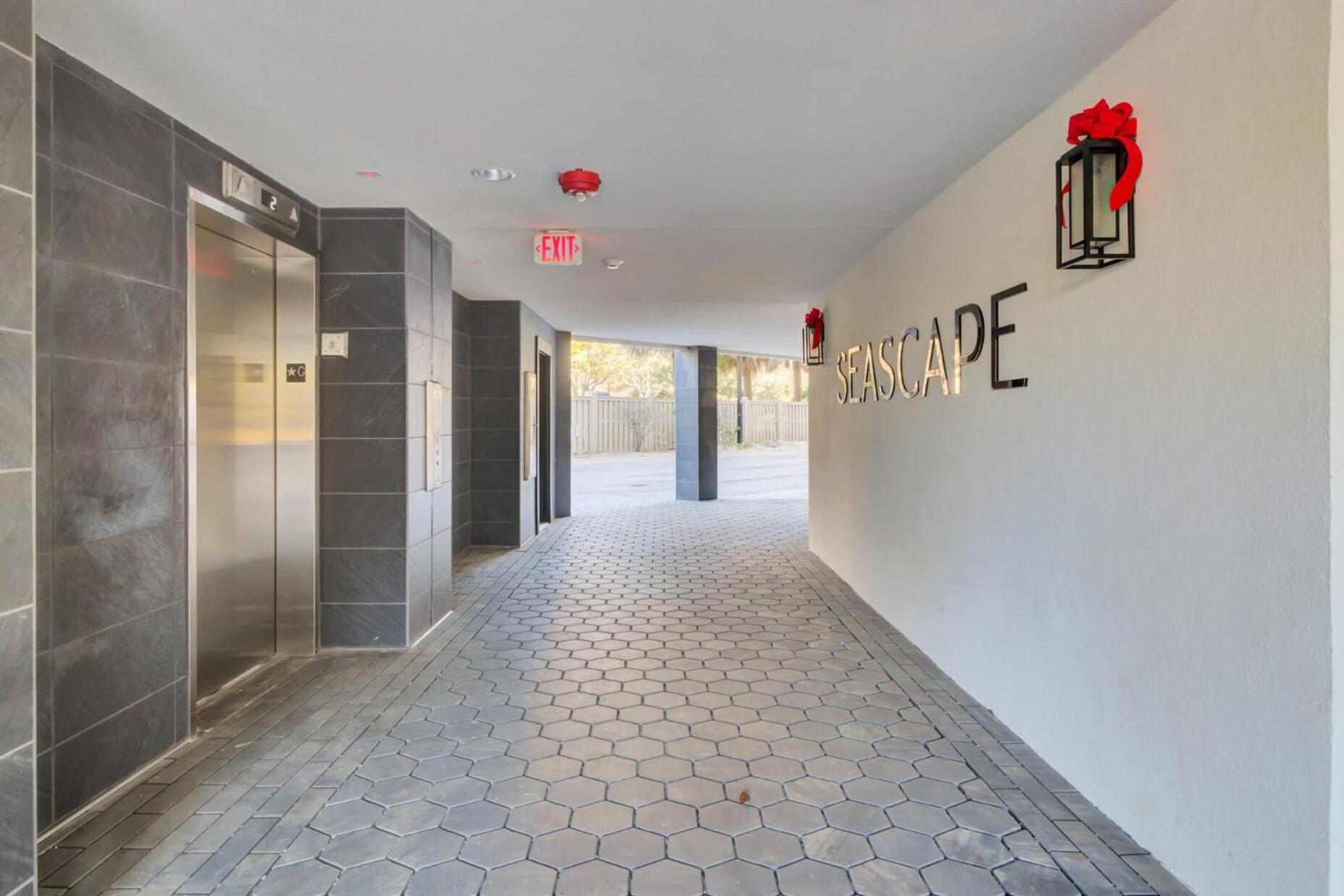 513 Seascape By Avantstay Oceanfront Home W Amazing Views Community Pool Access Isle of Palms Exterior photo