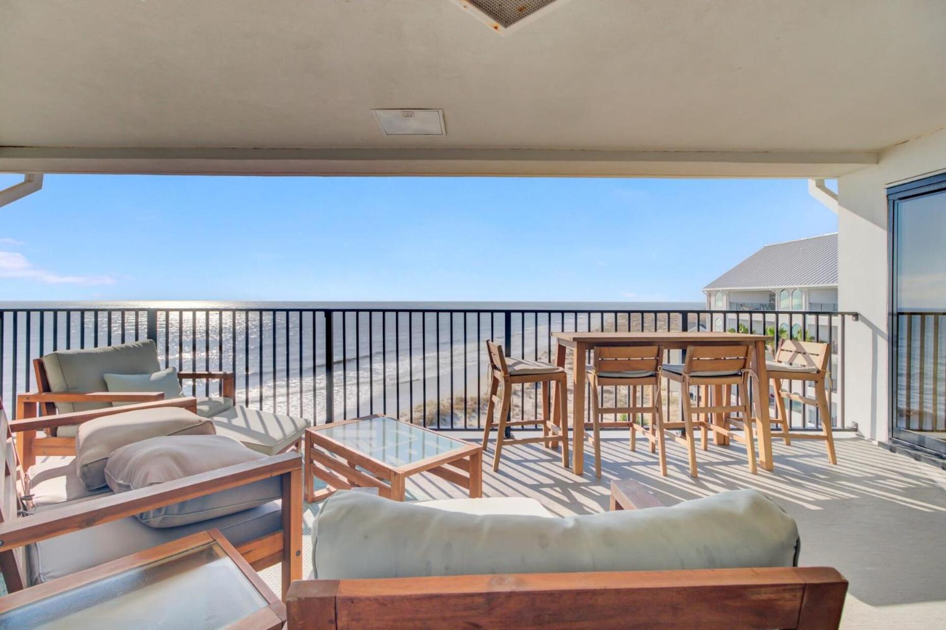 513 Seascape By Avantstay Oceanfront Home W Amazing Views Community Pool Access Isle of Palms Exterior photo